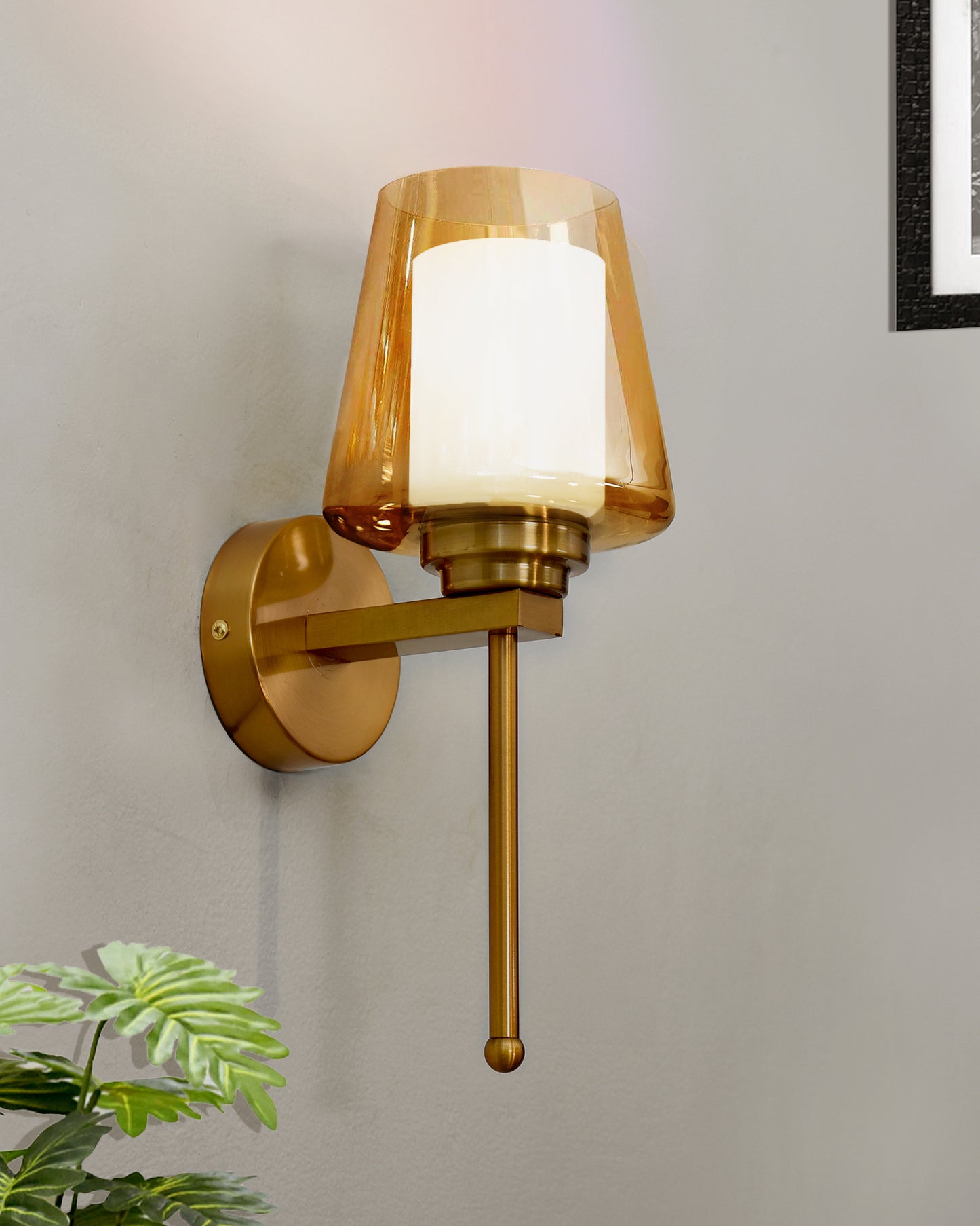 Mid-Century Modern Metal and Glass Wall Light, Brushed Gold, Lamp Fixture for Bedroom Vanity Bathroom Hotel, Wall Scone Torch