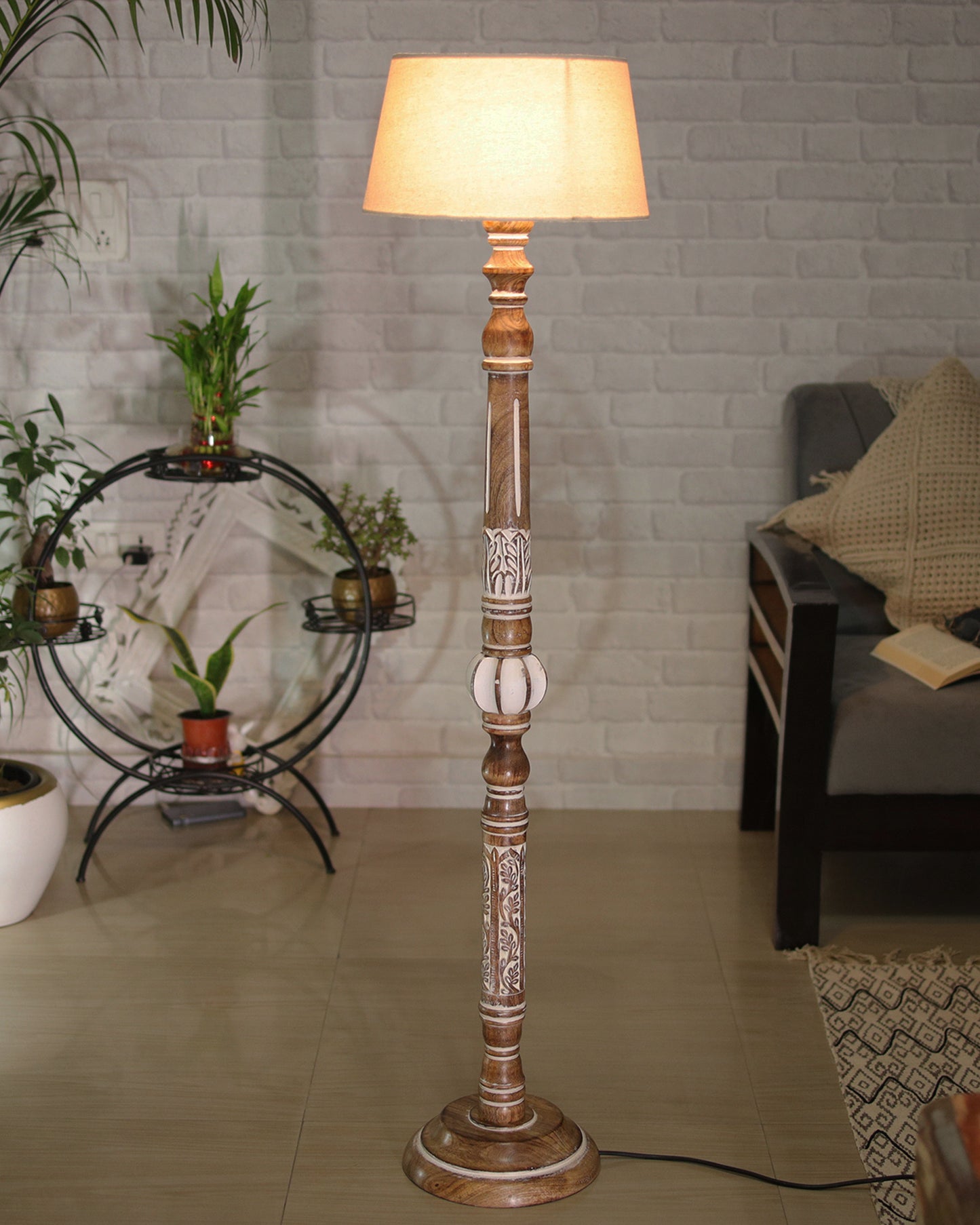 Royal Carving Antique white finish wooden floor lamp with Beige Fabric Lamp Shade