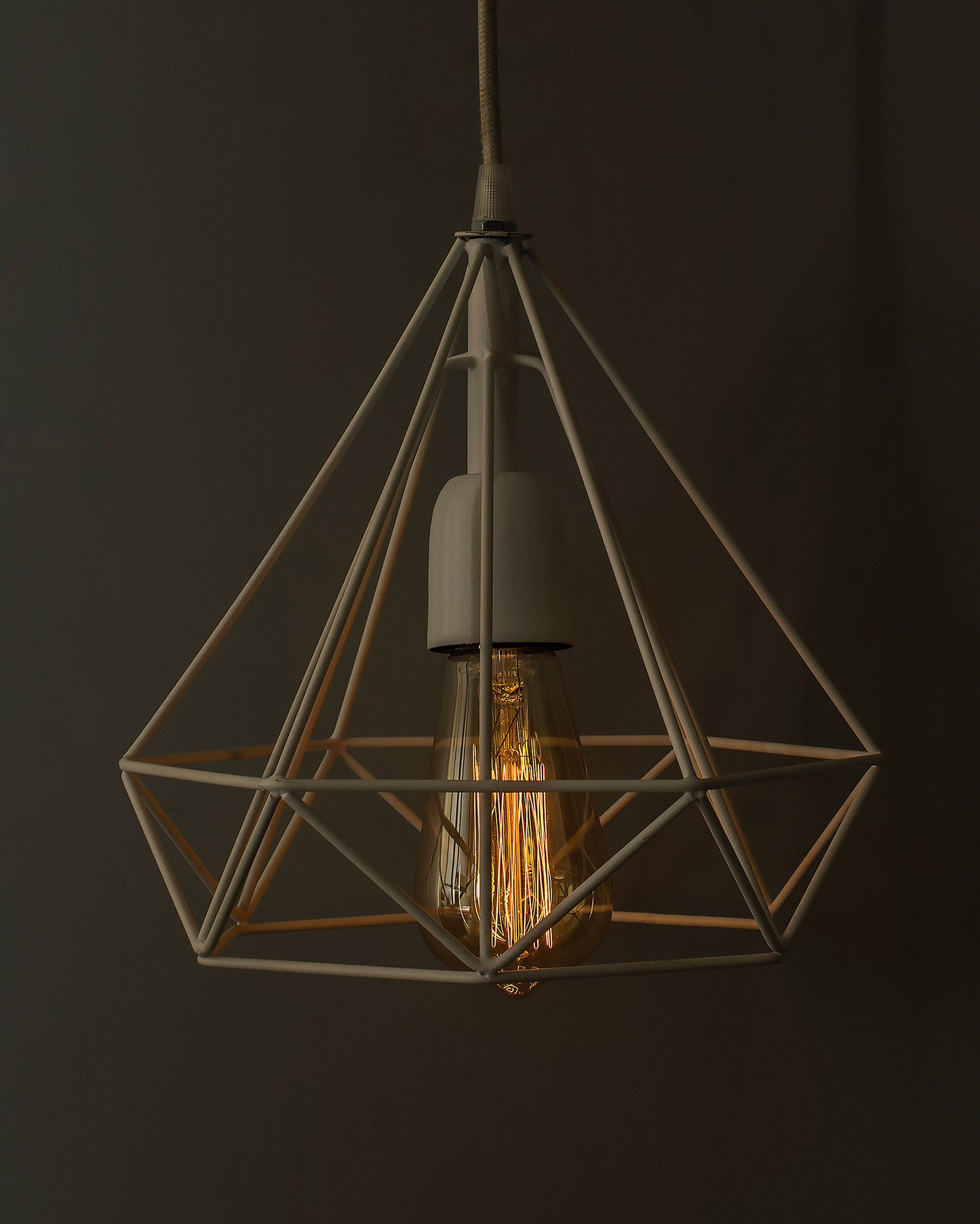 White Edison Filament Hanging DIAMOND caged, E27 Holder,ceiling light for LED/filament bulb, Decorative, Urban Retro style, Black color metal