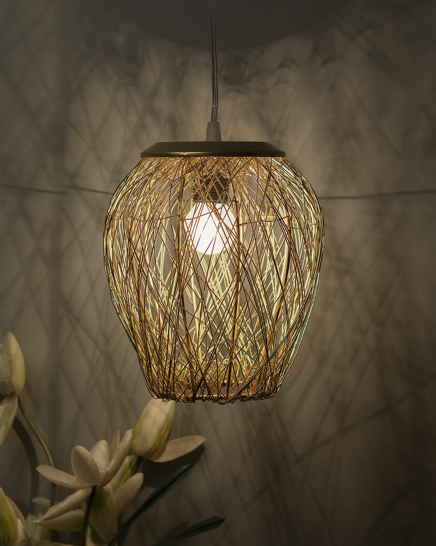 Hanging Golden Steel Wire Mesh Pendant, hanging light, lamp