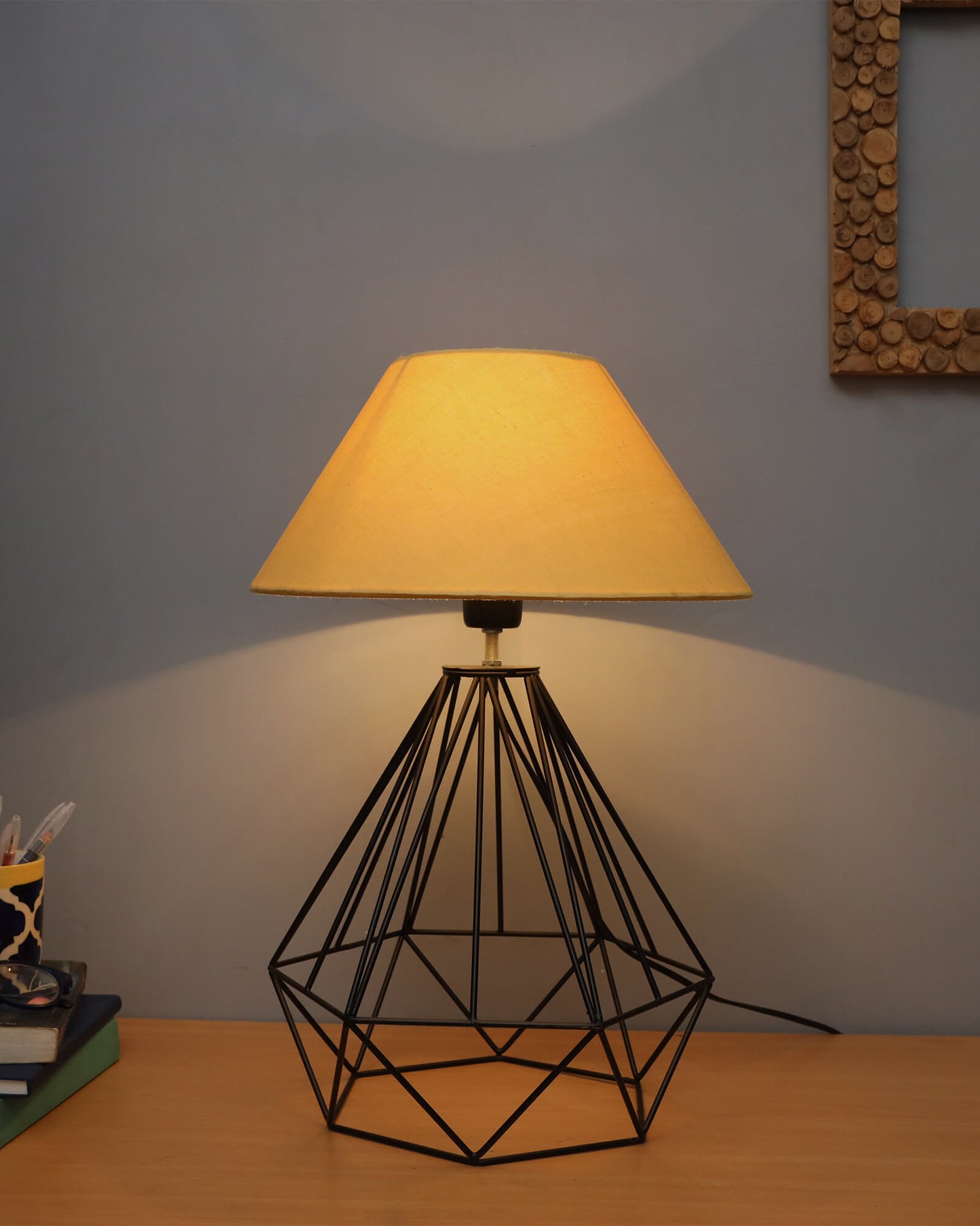 Modern Farmhouse Metal Diamond Desk Table Lamp with Light Bulb Decorative Bed Table Side Matt Black Light