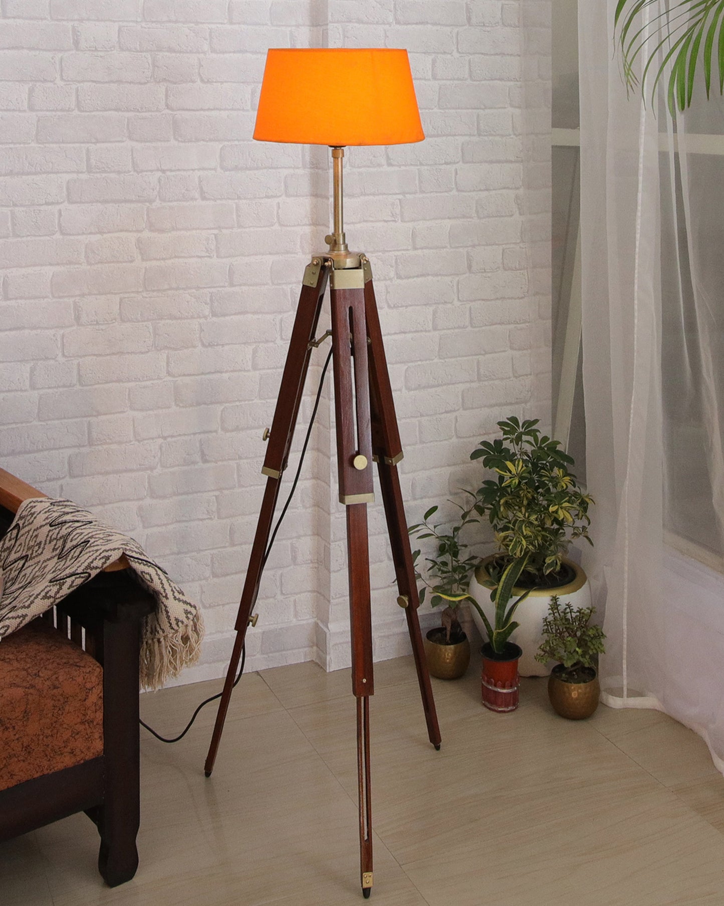 Industrial Tripod Floor Lamp for Living Room Bedroom, Vintage Reading Lamp with Wooden Metal Legs,Nautical Lamp for Office, Cinema, Dorm