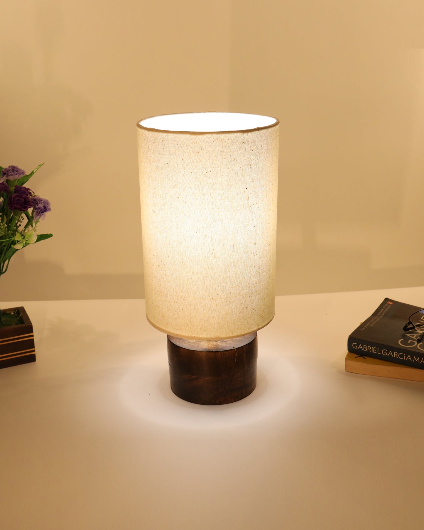 Modern Zen Wooden Lampshade Nightstand Lamps, Antique Base E27 Creative Reading Bedside Lamps Ideal for Bedroom, Cylinder
