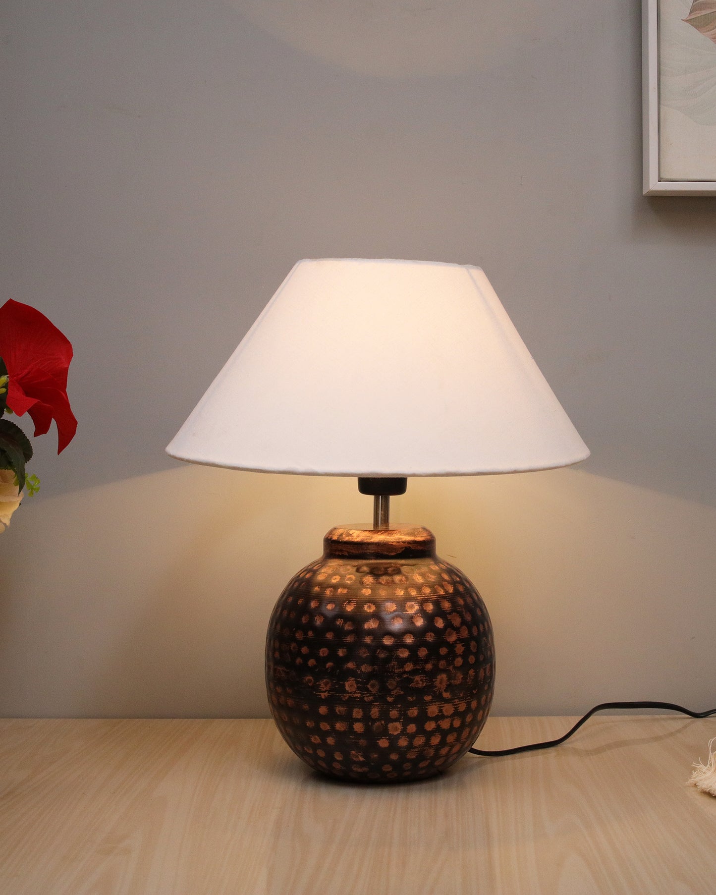 Ginger Jar,Antique Table Lamp Hammered Oil-Rubbed Bronze Metal Linen Shade for Living Room Family Bedroom