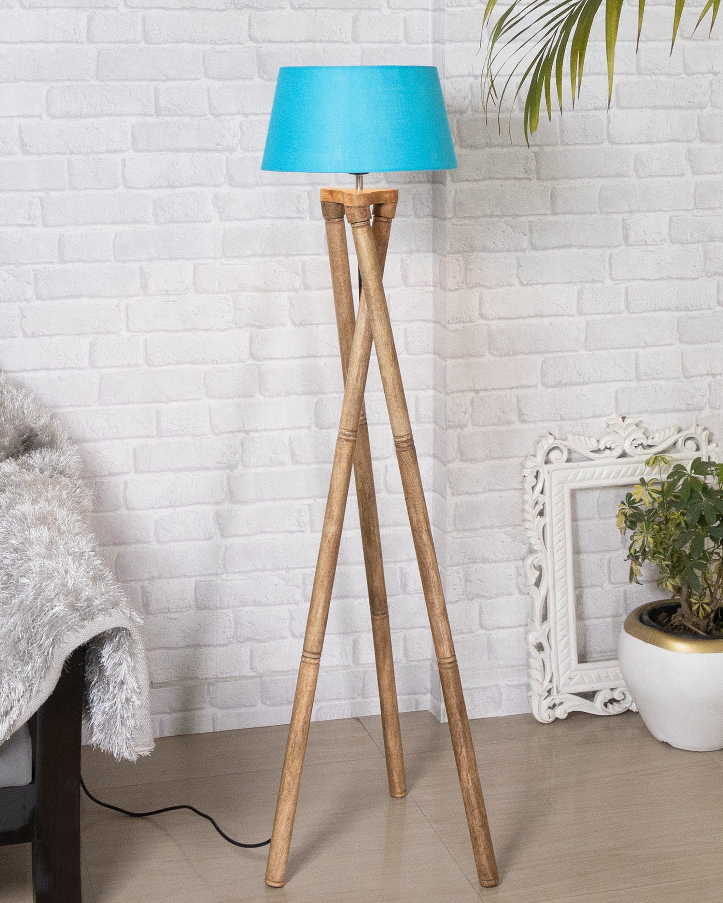 Cross-leg Wood Tripod Floor Lamp, Mid Century Standing Lamp, E27 Lamp Base, With Shade Modern Design Floor Reading Lamp for Living Room Bedroom, Study Room and Office