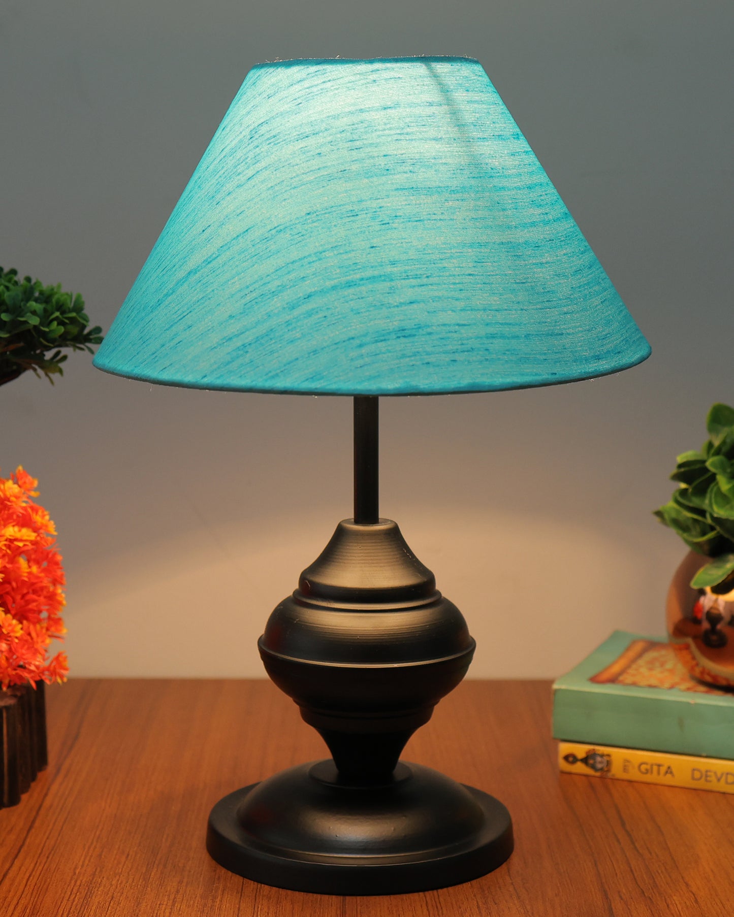 Black Metal Urn Table Lamp with Fabric Shade, B22 holder Nightstand Lamp