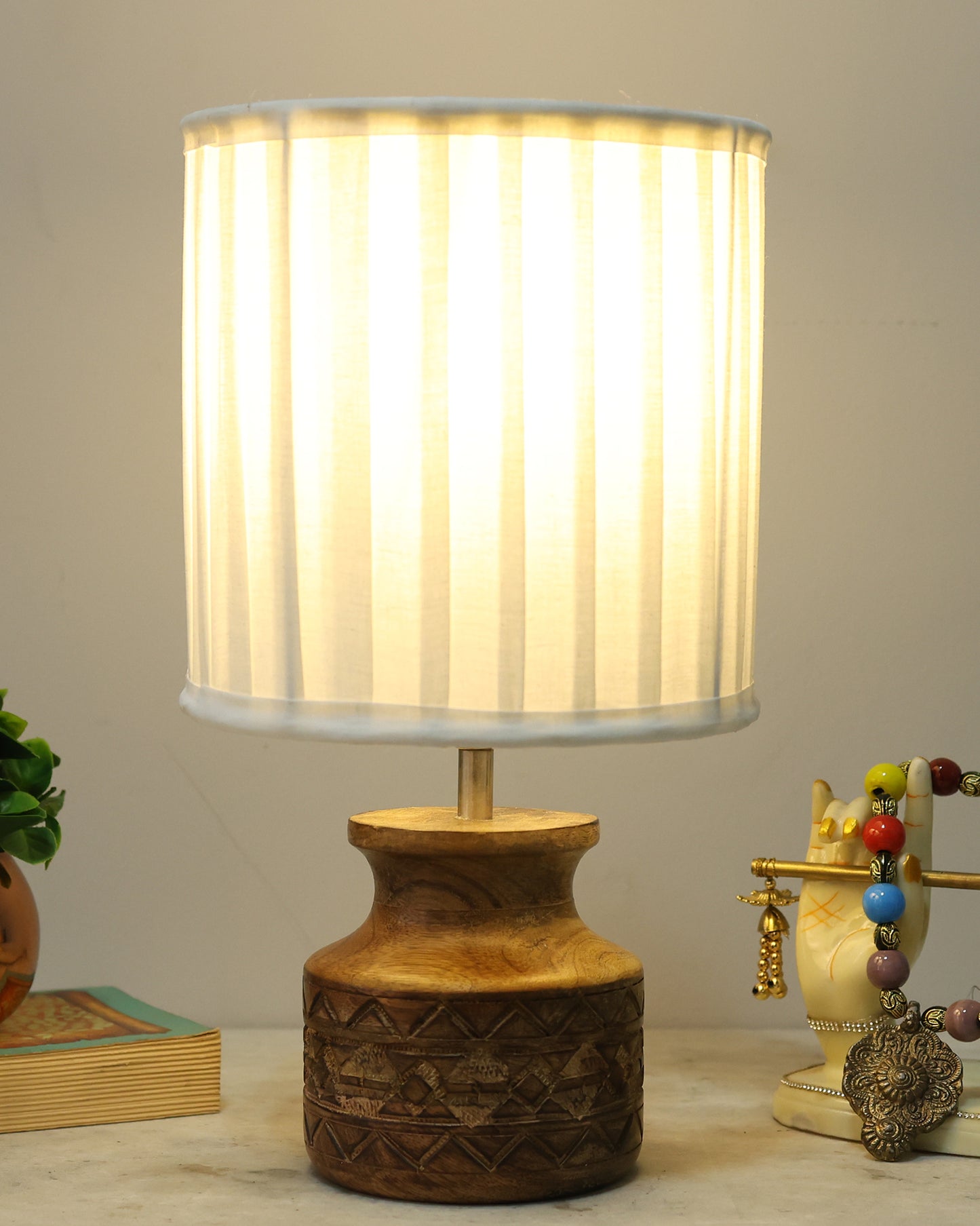 Wood Table Lamp, Modern Base Fabric Lampshade for Home Office Cafe Restaurant, Carved Pot