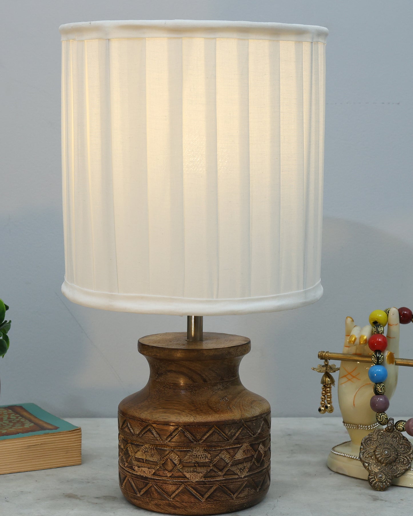 Wood Table Lamp, Modern Base Fabric Lampshade for Home Office Cafe Restaurant, Carved Pot