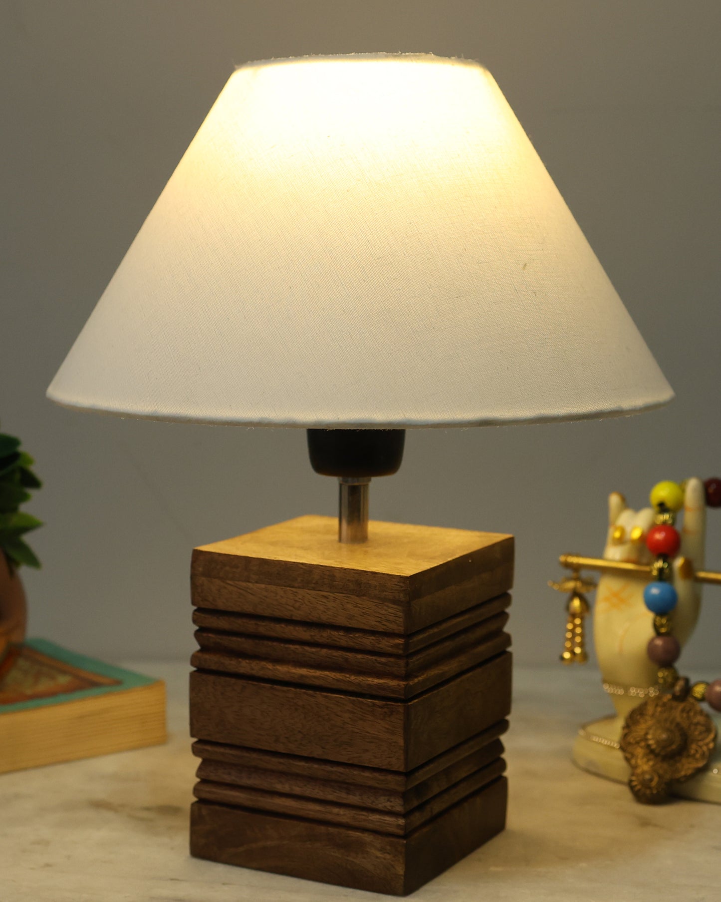 Wood Table Lamp, Modern Base Fabric Lampshade for Home Office Cafe Restaurant, Rib Cube