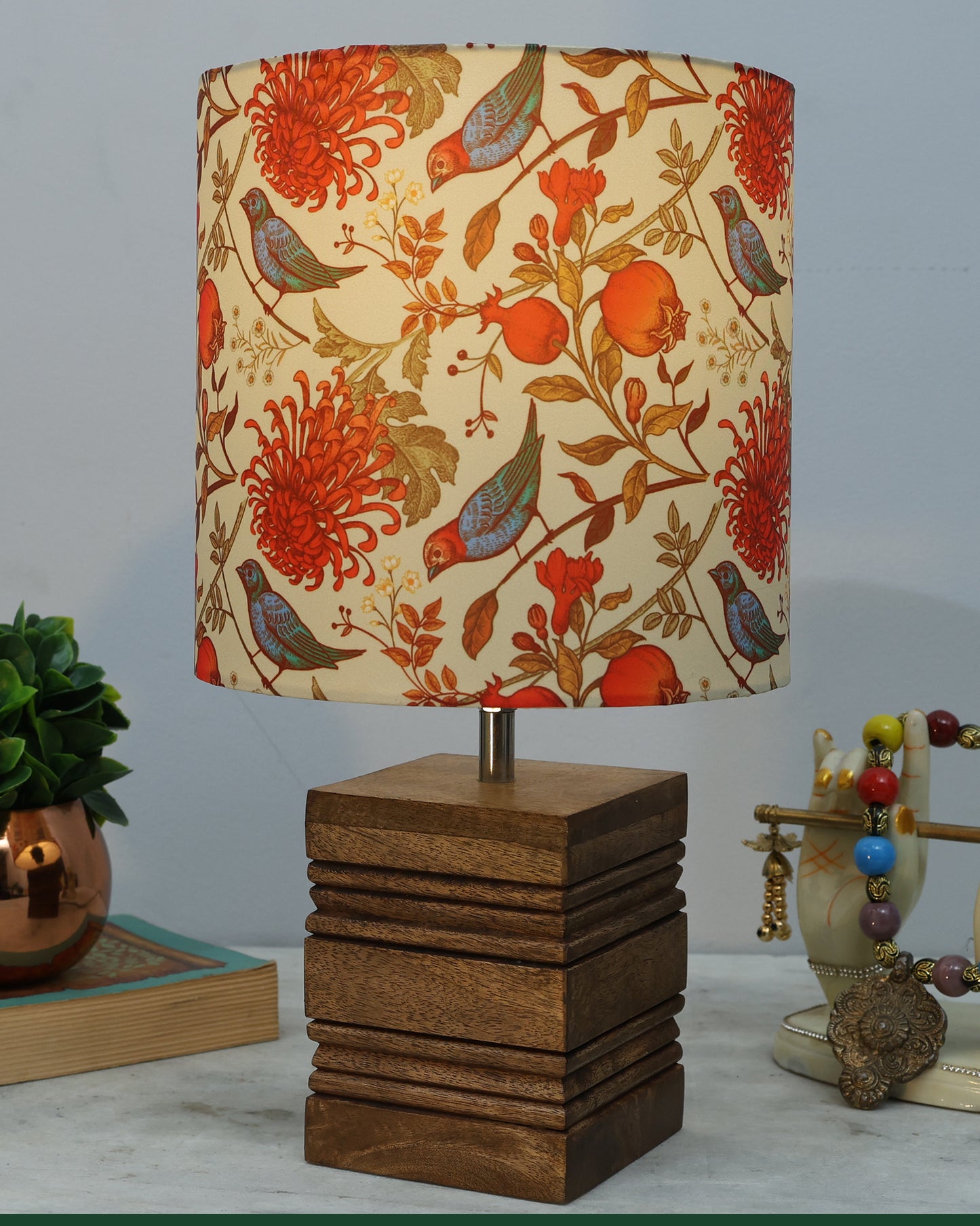 Wood Table Lamp, Modern Base Fabric Lampshade for Home Office Cafe Restaurant, Rib Cube