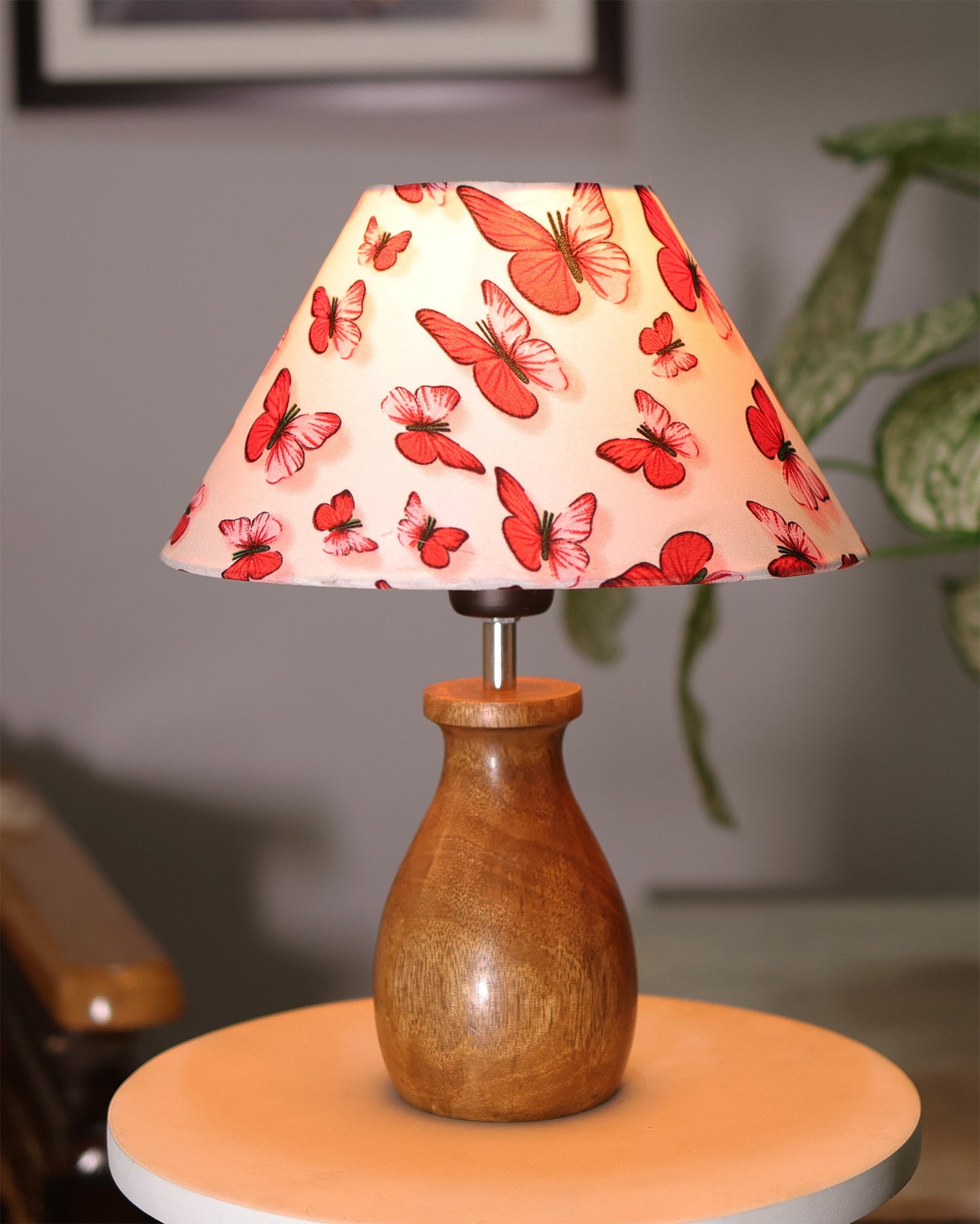 Dovel Pot Modern Table Lamp, Wooden Base Modern Fabric Lampshade for Home Office Cafe Restaurant, Dovel Pot
