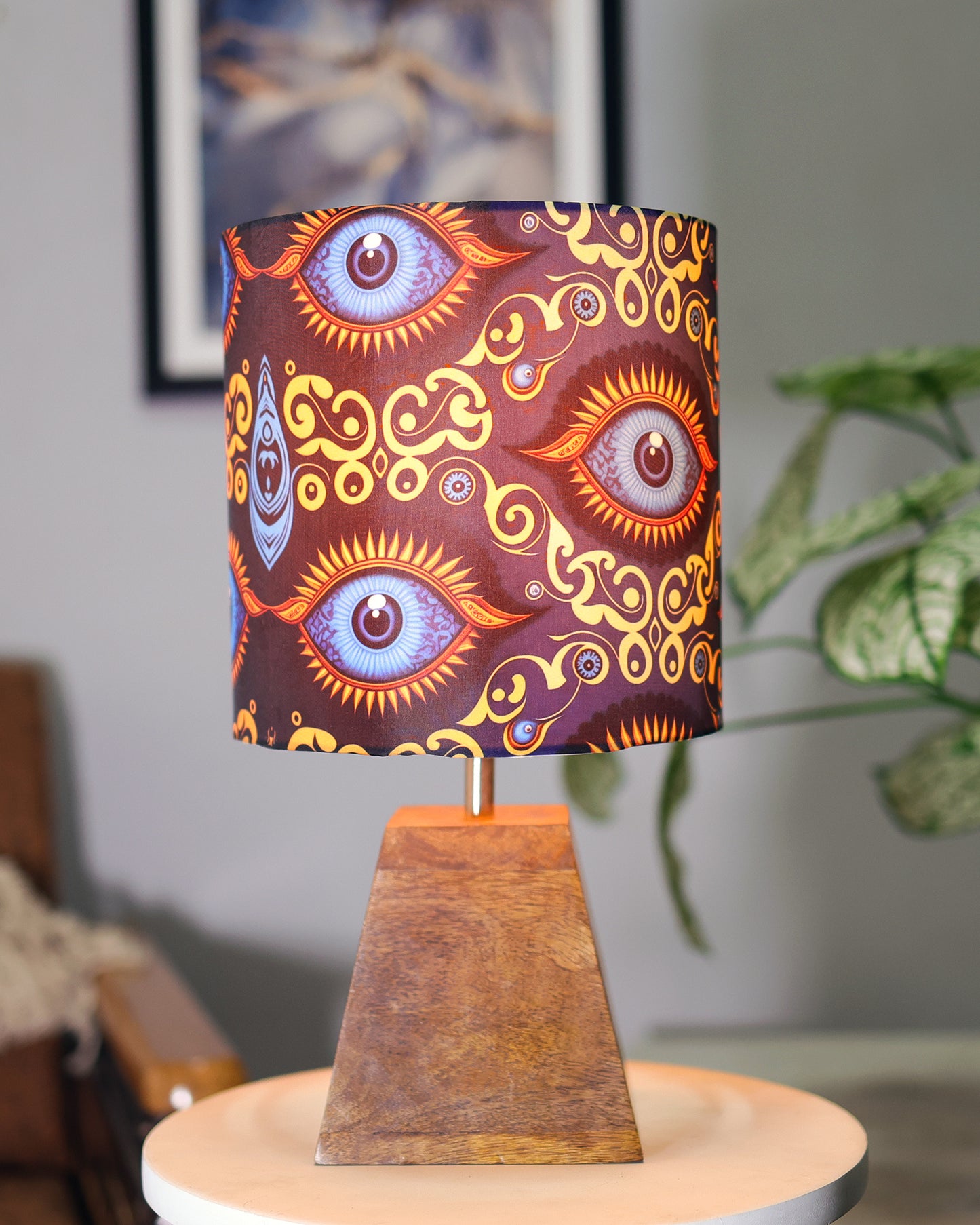 Wood Table Lamp, Modern Base Fabric Lampshade for Home Office Cafe Restaurant, Pyramid