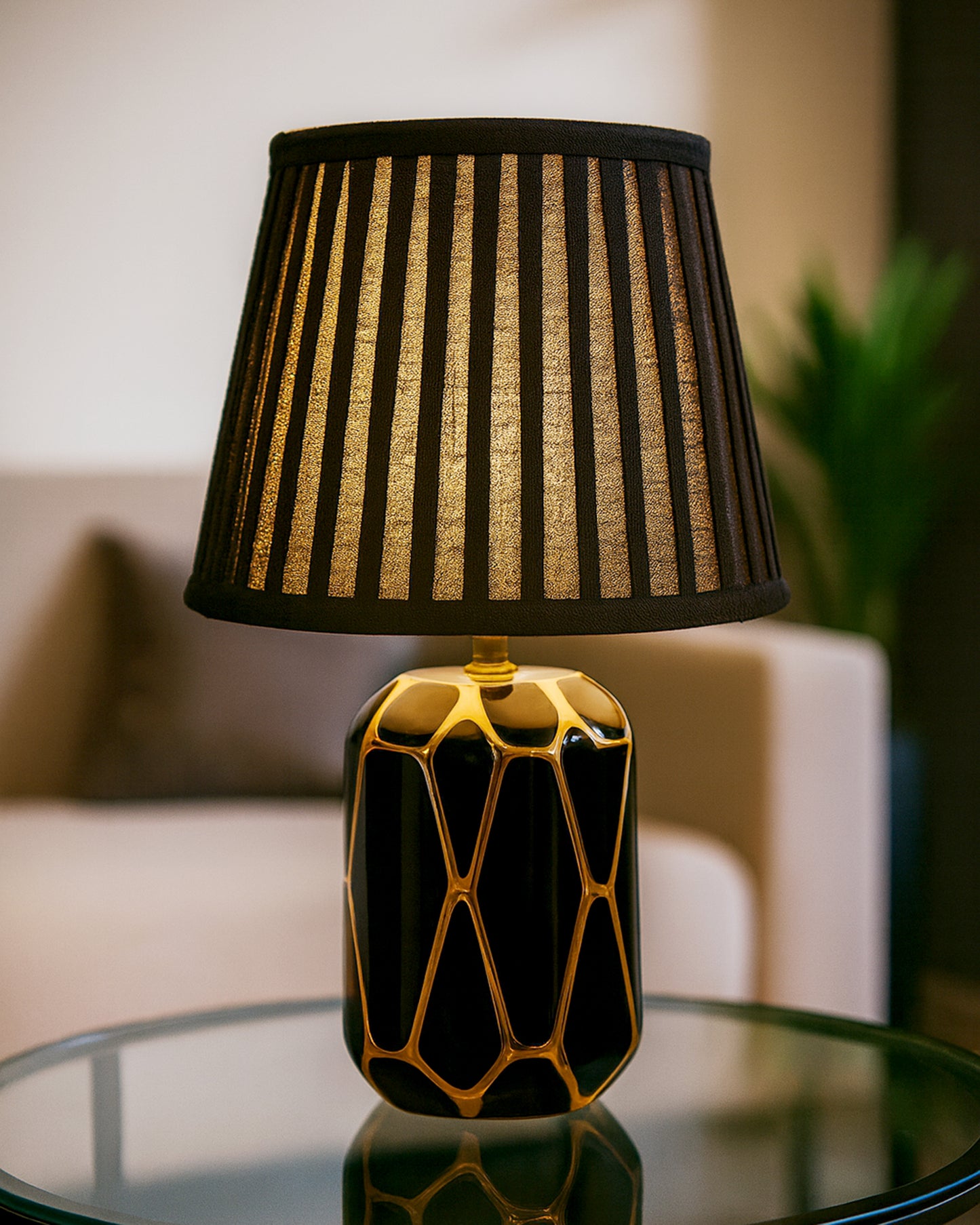 Modern Ceramic Base Bedside Table Lamp, Table Lamps for Home Decoration and Bedroom Decor with On/Off Button, Night Lamp with Cotton Fabric Shade, Black Gold Hive, Khadi
