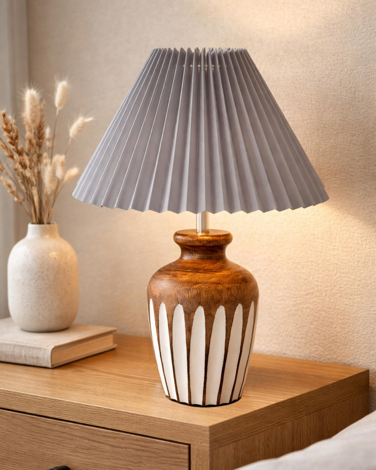 Small Cute Bedside Lamp with Linen Beige Lampshade, Nightstand Lamp for Nursery, Bedroom, Kid Room, Living Room, Light Brown Wooden Base, E27, Ribbed Urn, Pleated Jute