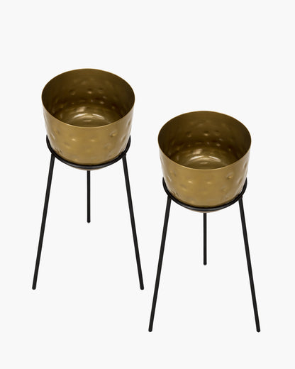 Metal Hammered Plant Pot with Stand, Set of 2 |Golden Decorative Modern Indoor Planter | Office Desk Pot with Black Metal Stand for Orchids Herbs Cacti Succulents