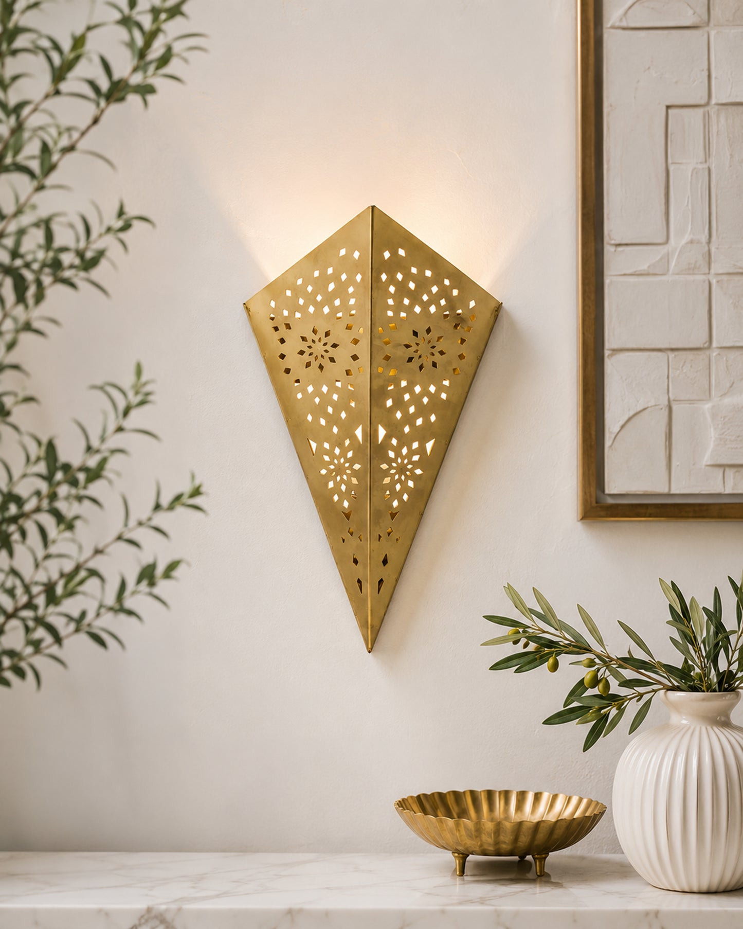 Homesake® Moroccan Metal Wall Sconce – Decorative Ambient Wall Light for Home Decor, Office, Festive Decor