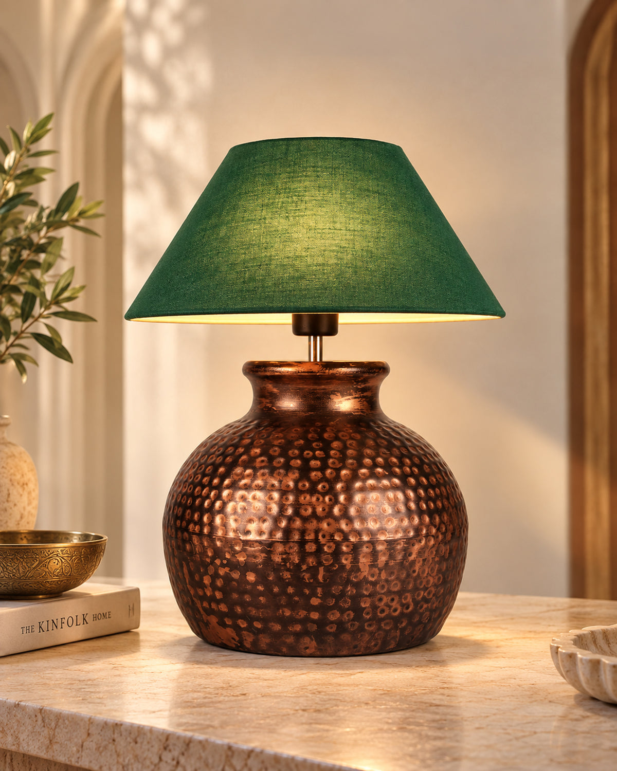 Pot Antique Table Lamp Hammered Oil-Rubbed Bronze Metal Linen Drum Shade for Living Room Family Bedroom