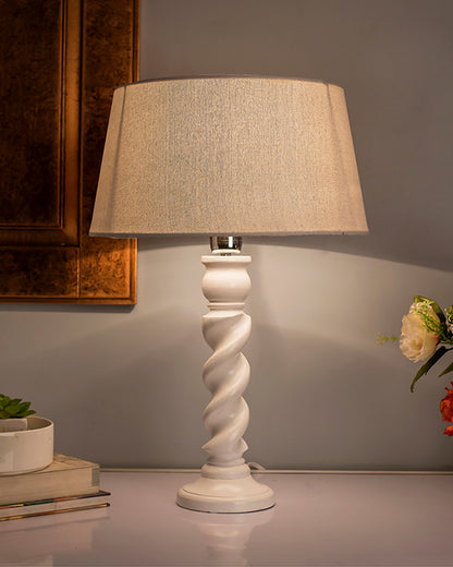 Classic Twister Table lamp white with Shade