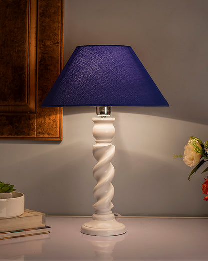 Classic Twister Table lamp white with Shade