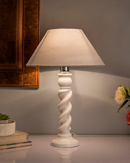 Classic Twister Table lamp white with Shade