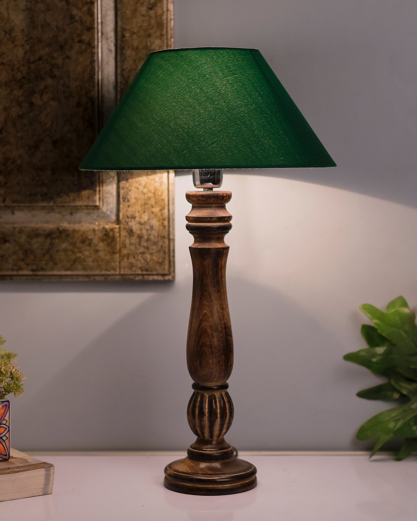 Homesake® Classic Victorian Black Wood Table Lamp with Shade for Home Decor, Living Room, Bedroom, Festive Decor