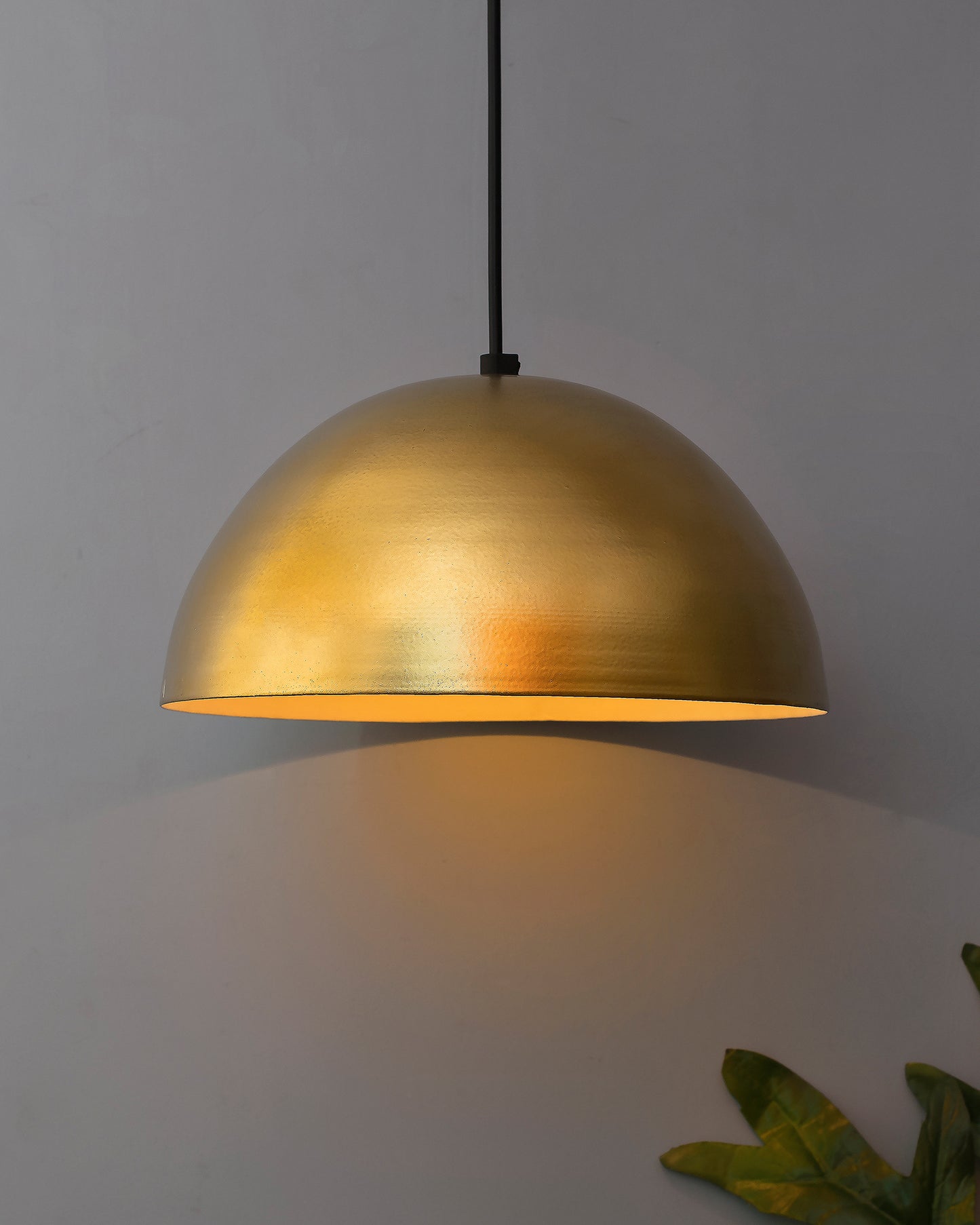 Metallic Pendant hanging light, hanging lamp 10"