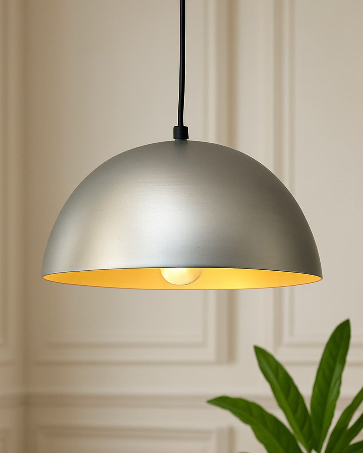 Metallic Pendant hanging light, hanging lamp 8"