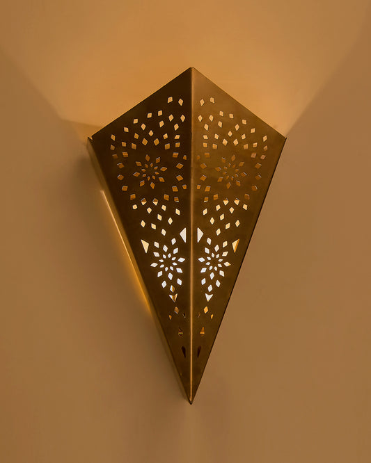 Homesake® Moroccan Metal Wall Sconce – Decorative Ambient Wall Light for Home Decor, Office, Festive Decor