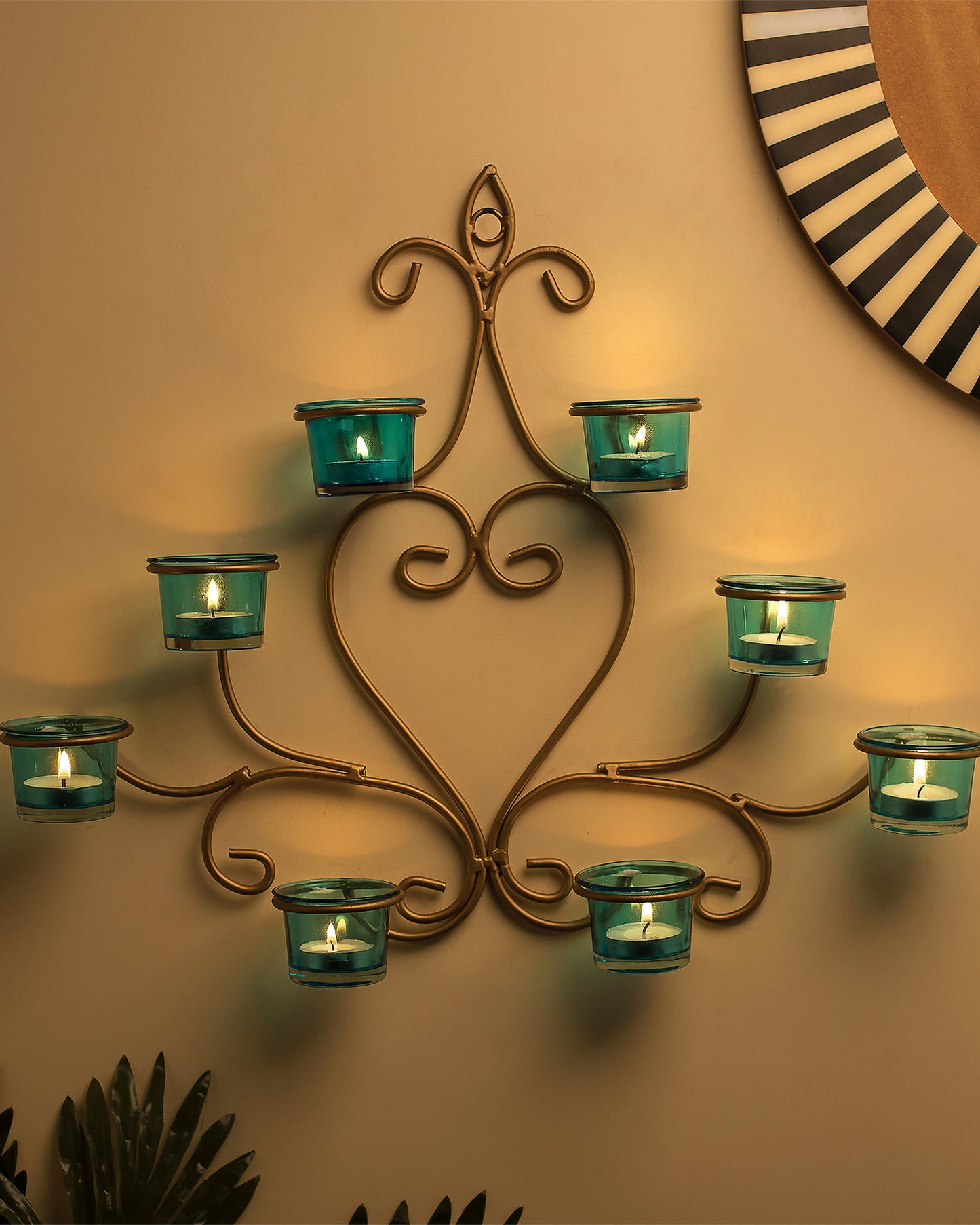 8-Votive Chic Golden Iron Wall Sconce Candle Holder, Candle Tealight Holder,Wall art