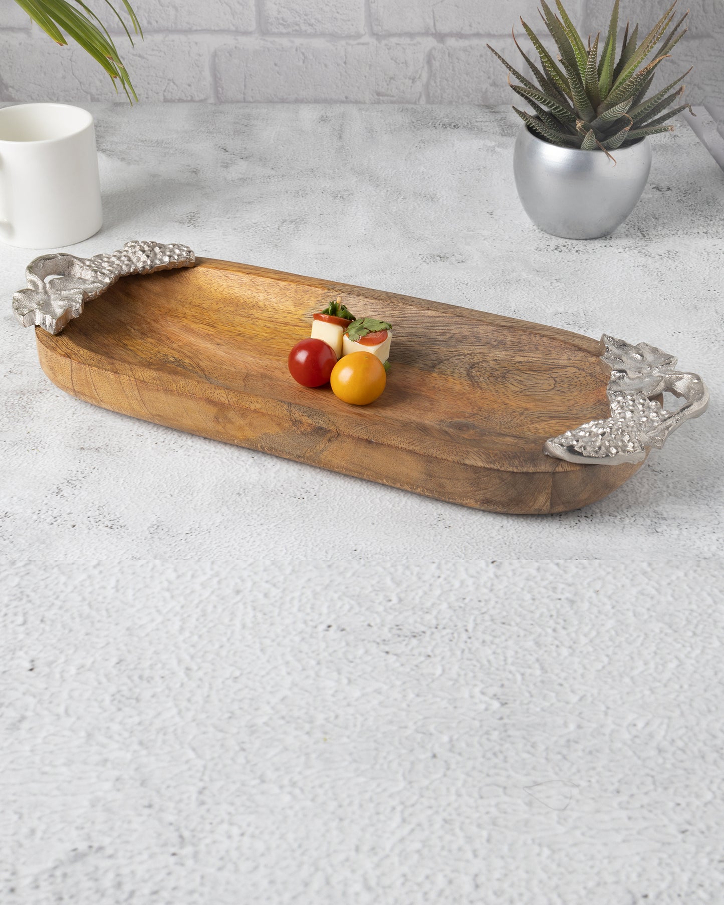 Natural Wooden small oval tray with leaf handle, serving tray, snacks and fruits