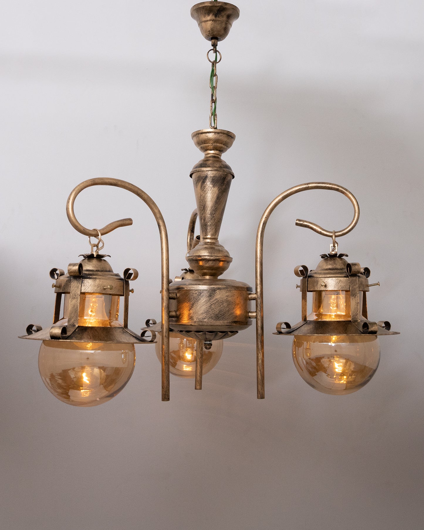 3-Light Oil Rubbed Antique Bronze Vintage Edison Chandelier, Glass Metal Jhoomar, Globe