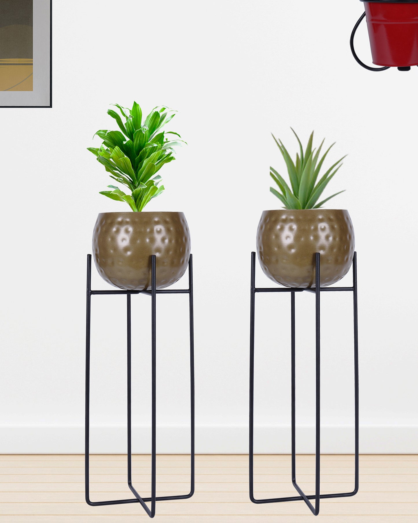 Metal Hammered Plant Pot with Stand, Set of 2 |Golden Decorative Modern Indoor Planter | Office Desk Pot with Black Metal Stand for Orchids Herbs Cacti Succulents