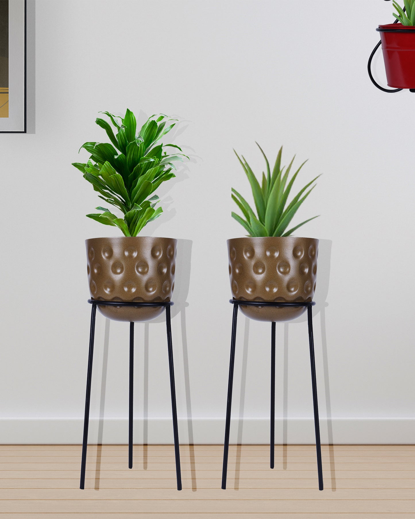 Metal Hammered Plant Pot with Stand, Set of 2 |Golden Decorative Modern Indoor Planter | Office Desk Pot with Black Metal Stand for Orchids Herbs Cacti Succulents