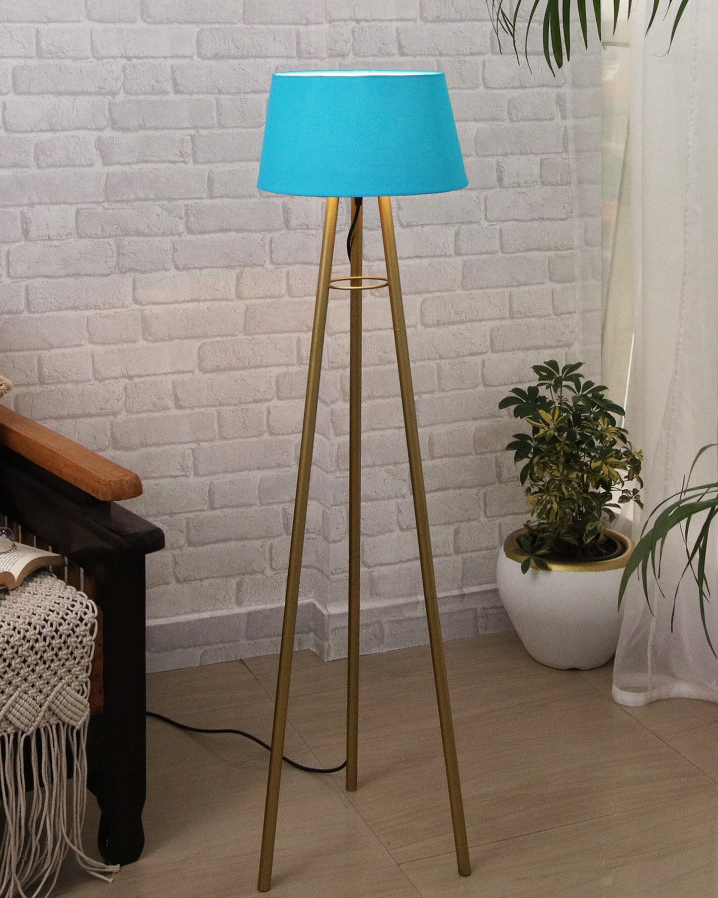 Mid Century Metal Tripod Floor Lamp,Contemporary Minimalist Standing Floor Light with Iron Legs,E27 Lamp Base,Modern Design Standing Light for Living Room,Study Room Antique Gold, Tripod