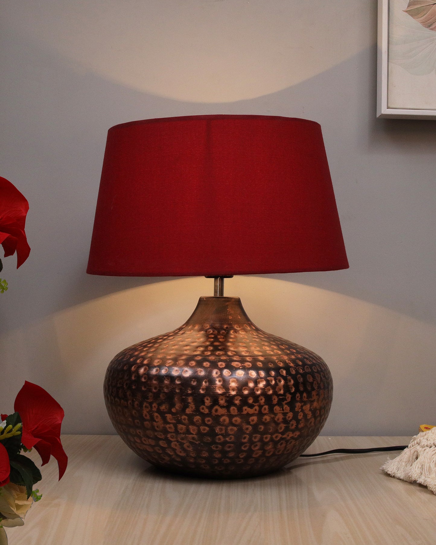 Gourd Metal Antique Hammered Oil-Rubbed Bronze Table Lamp Linen with Jute Shade