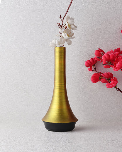 Fine Porcelain Flower Vase, White, Single