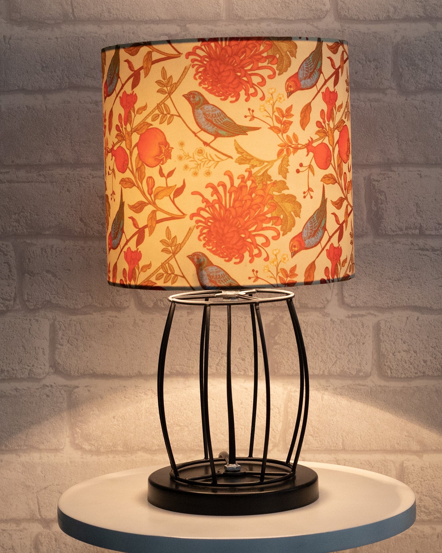 Modern Table Lamp, Metal Wire Cage Base Modern Fabric Lampshade for Home Office Cafe Restaurant,
