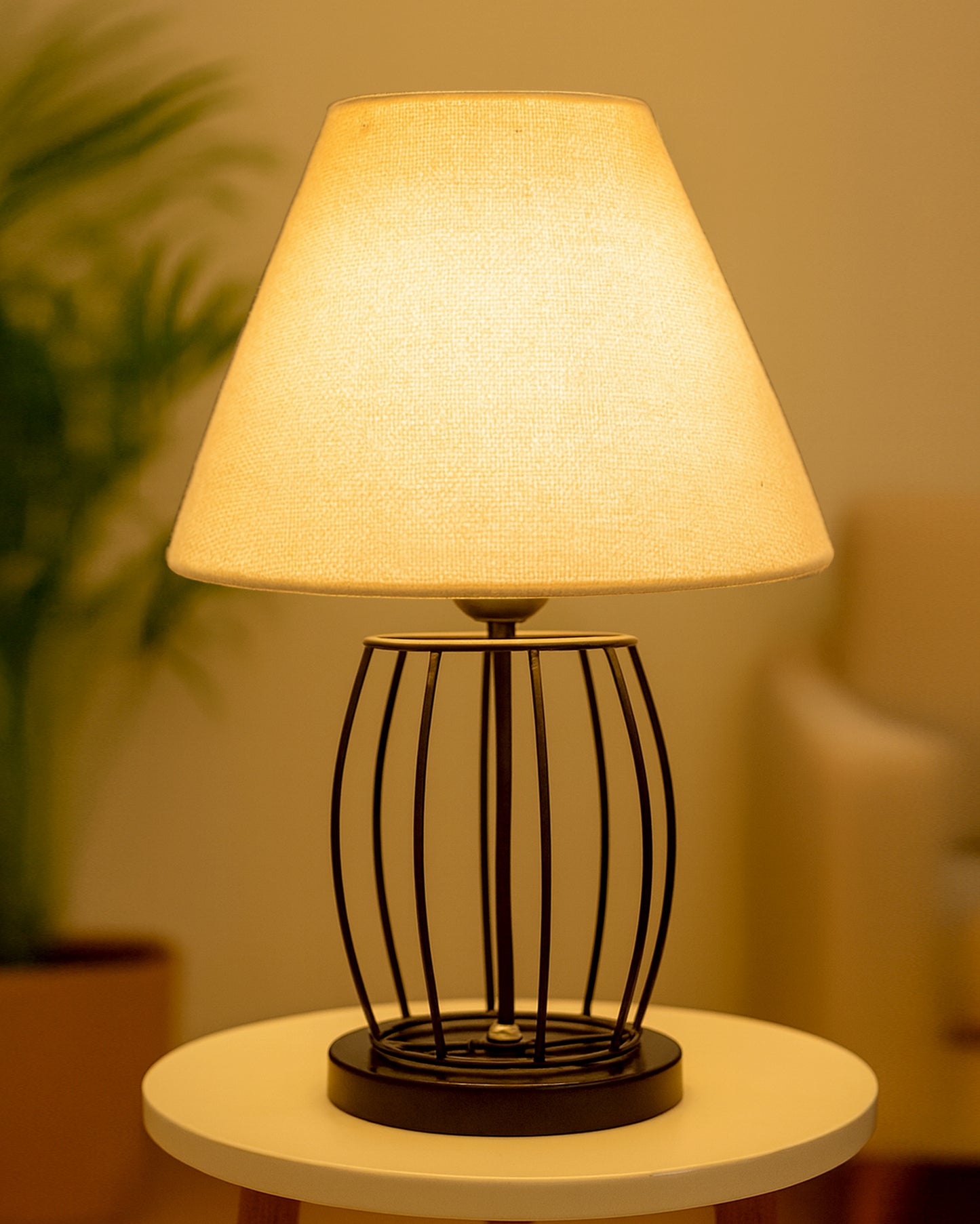 Modern Table Lamp, Metal Wire Cage Base Modern Fabric Lampshade for Home Office Cafe Restaurant,
