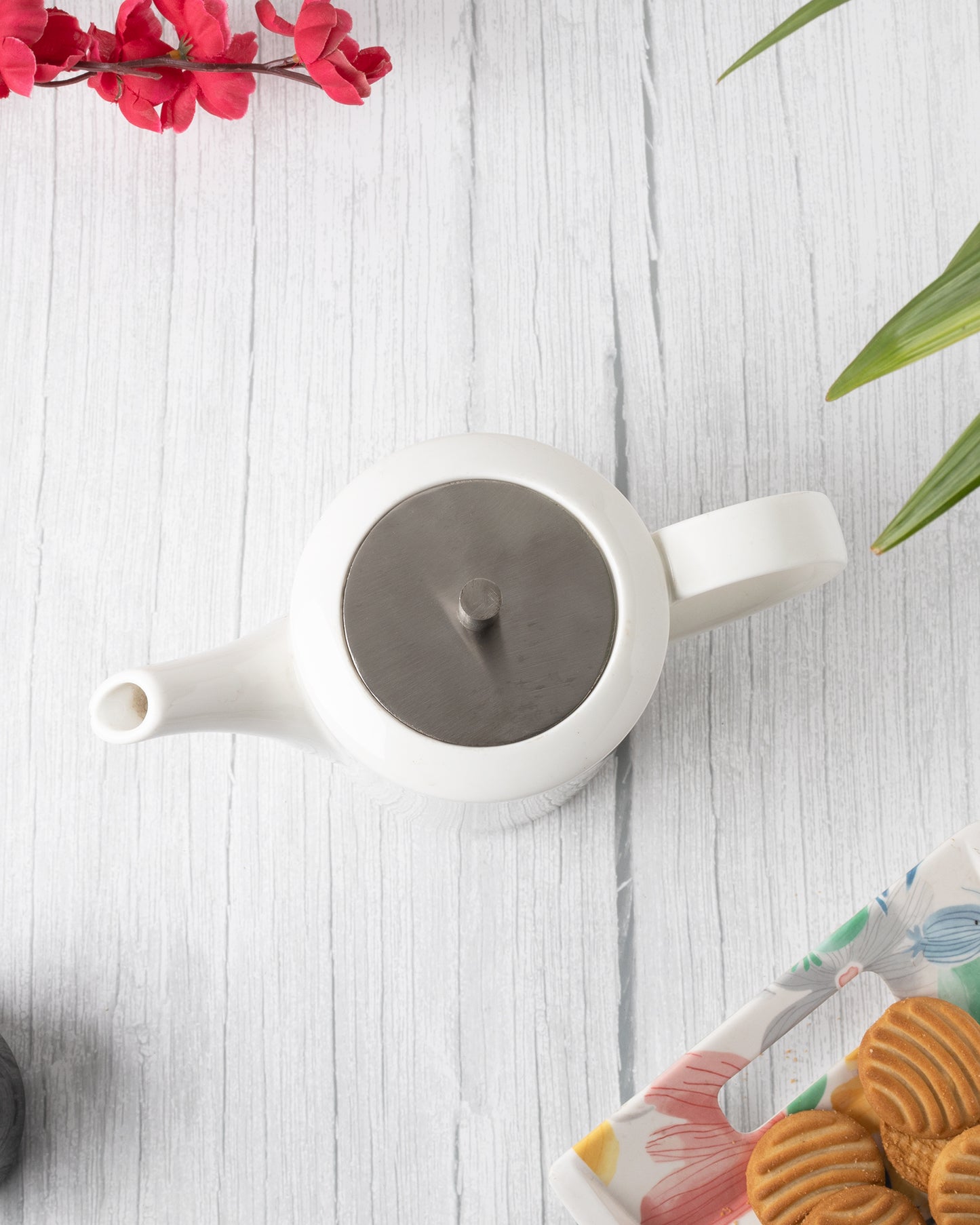 White Fine Porcelain Ancient Spring Tea kettle with steel lid, Bone china pot for morning tea, coffee, drink