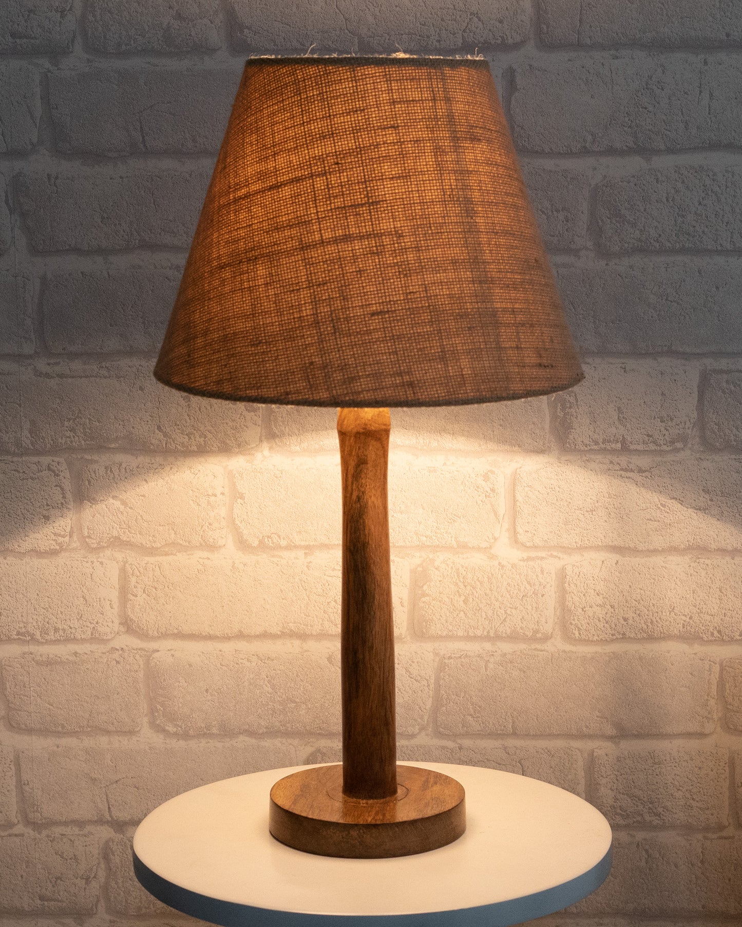 Modern Table Lamp, Wooden Base Modern Fabric Lampshade for Home Office Cafe Restaurant, Nordic Stick