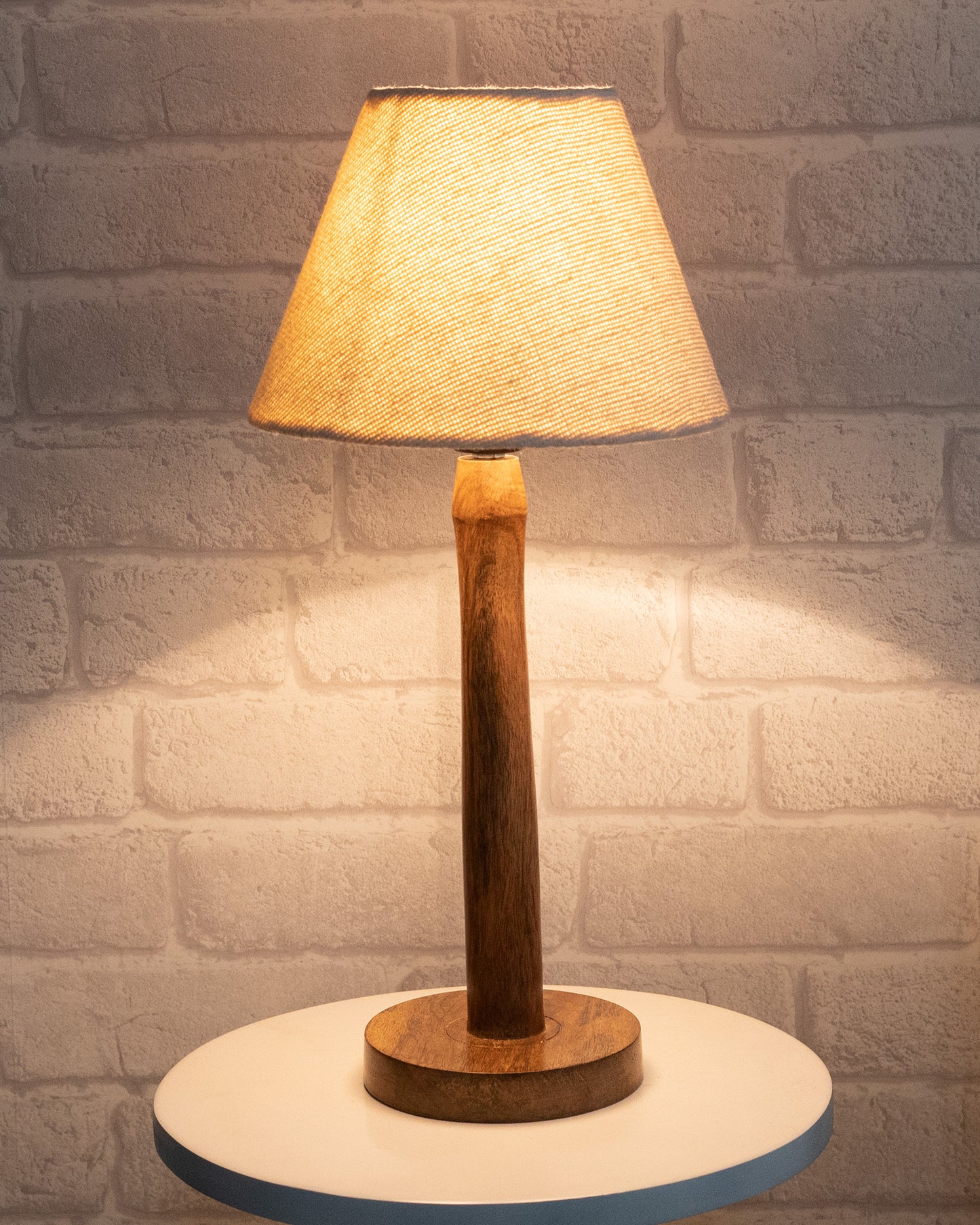 Modern Table Lamp, Wooden Base Modern Fabric Lampshade for Home Office Cafe Restaurant, Nordic Stick