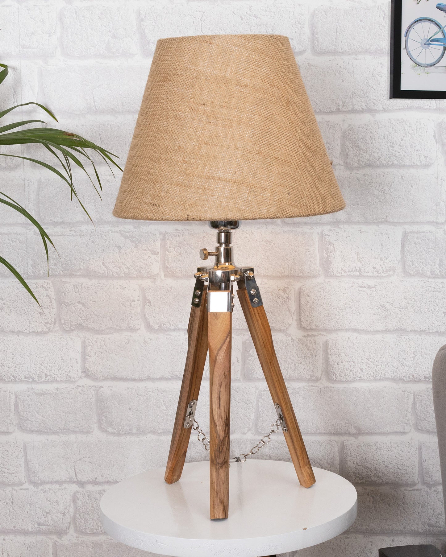 Modern Table Lamp, Wooden Base Modern Fabric Lampshade for Home Office Cafe Restaurant, Tripod