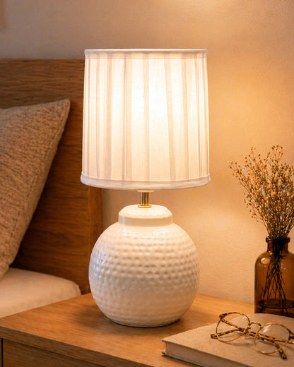 Ginger Jar Antique Table Lamp Hammered Matt White Metal for Living Room Family Bedroom