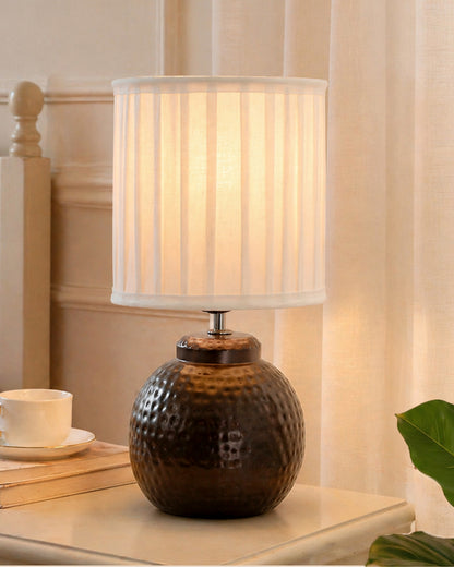 Ginger Jar Antique Table Lamp Hammered Antique Copper Metal for Living Room Family Bedroom