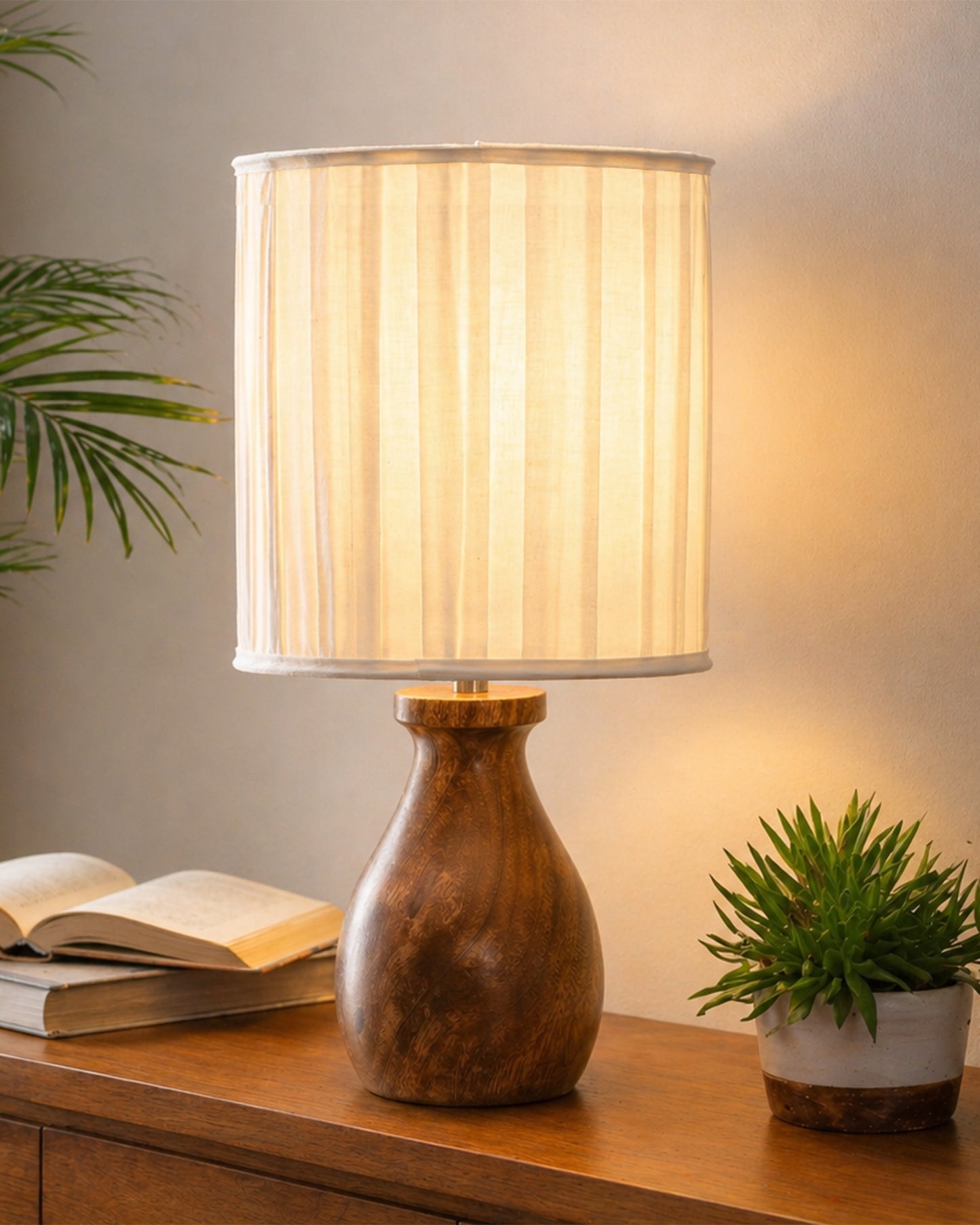 Dovel Pot Modern Table Lamp, Wooden Base Modern Fabric Lampshade for Home Office Cafe Restaurant, Dovel Pot