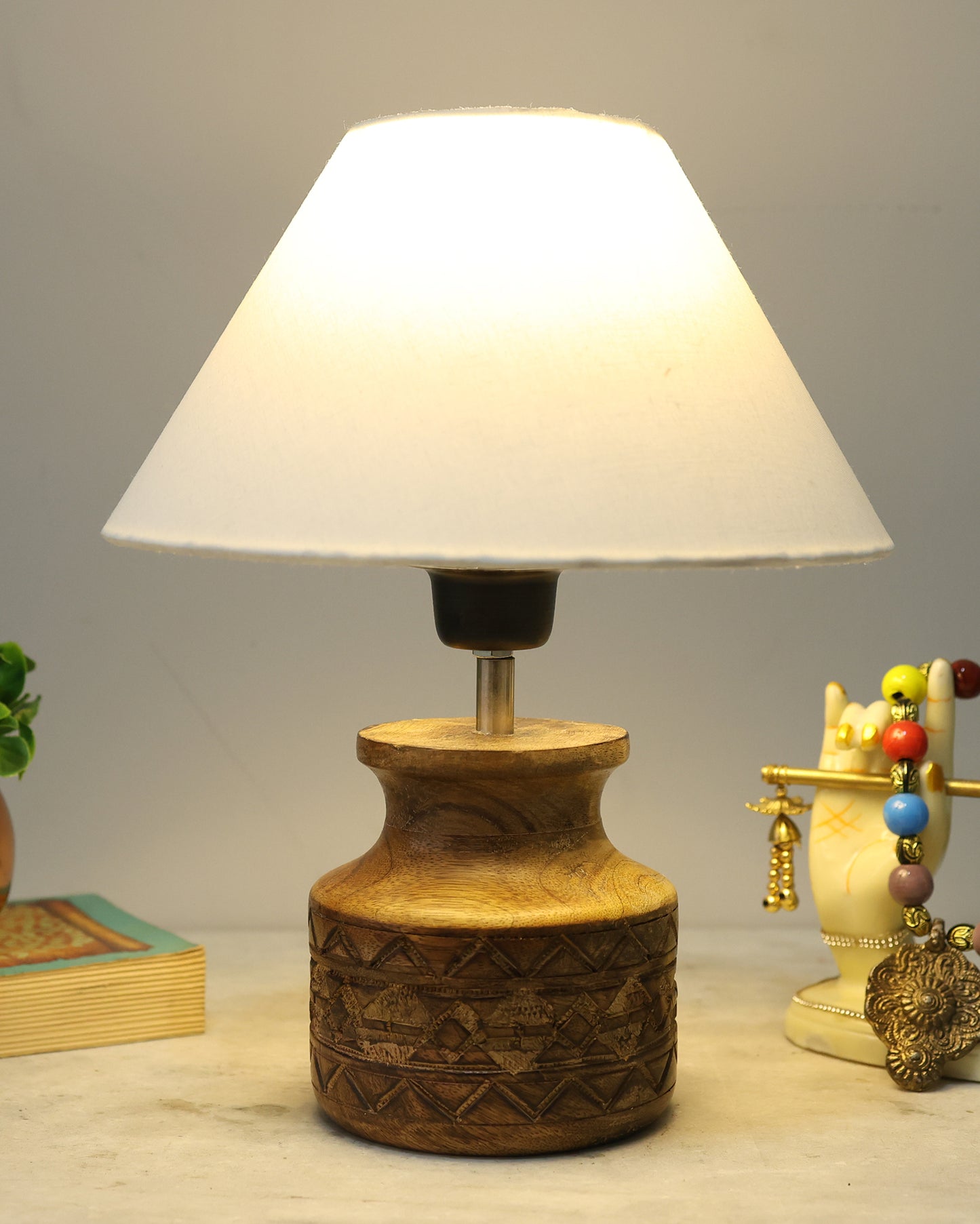 Wood Table Lamp, Modern Base Fabric Lampshade for Home Office Cafe Restaurant, Carved Pot