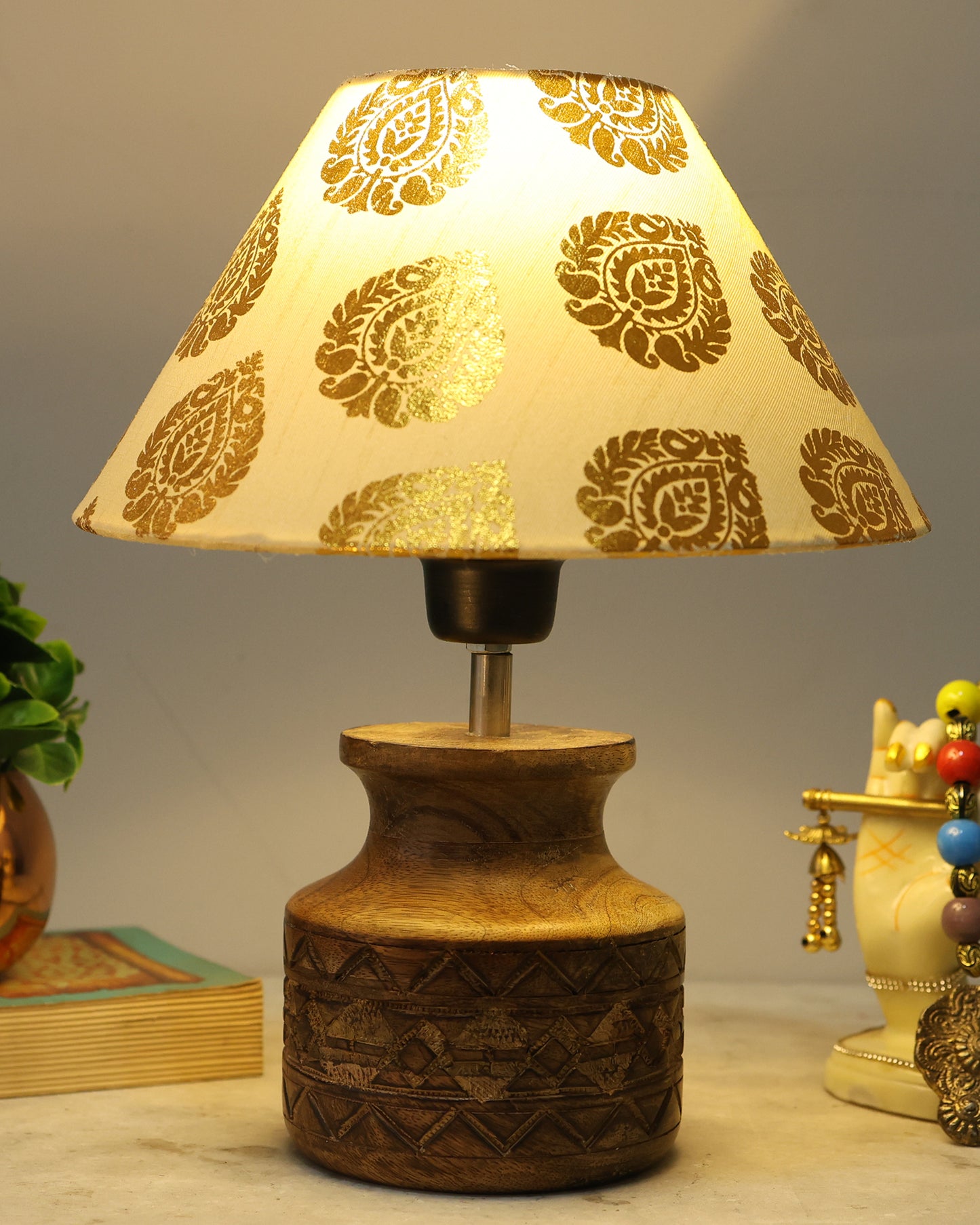 Wood Table Lamp, Modern Base Fabric Lampshade for Home Office Cafe Restaurant, Carved Pot