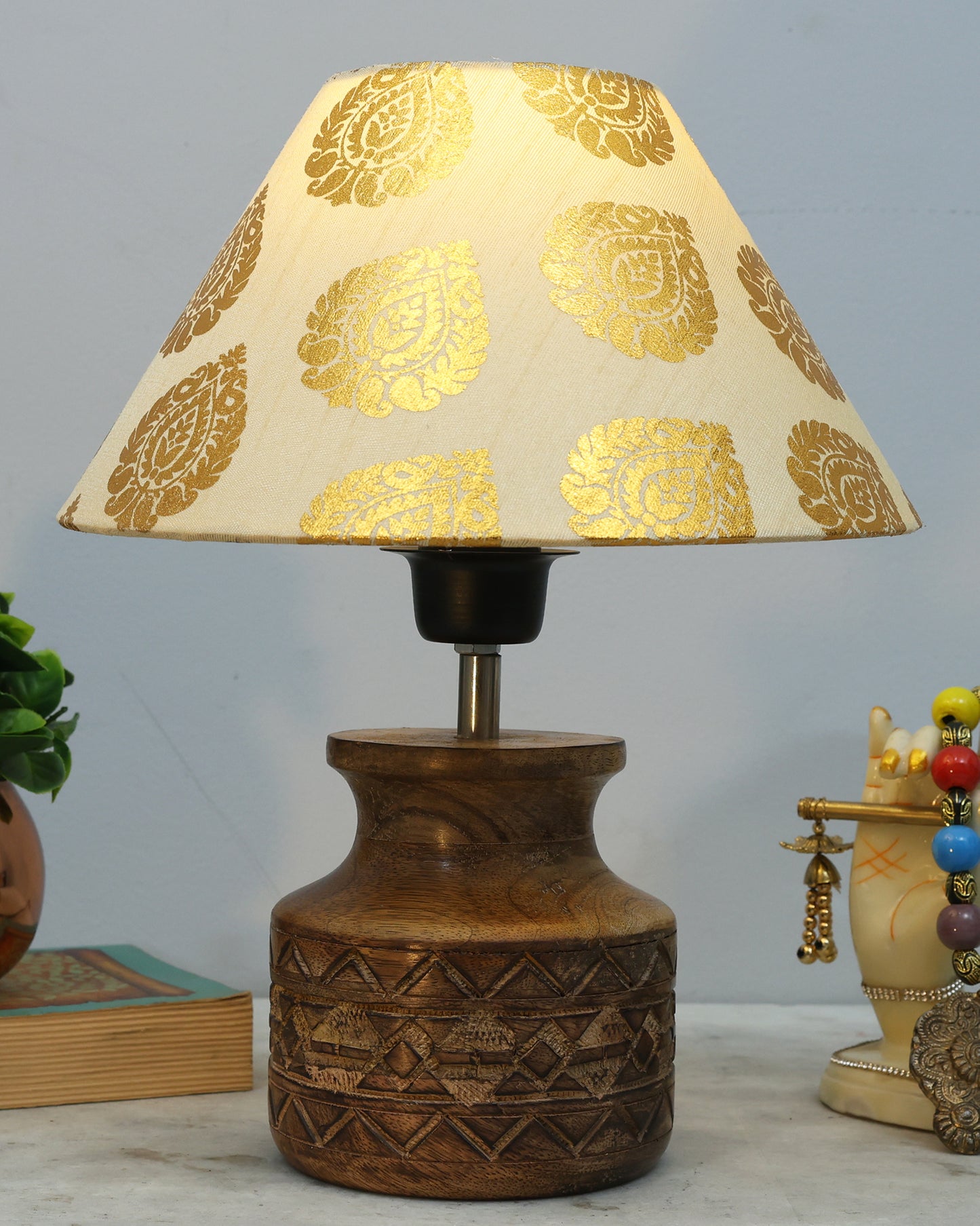 Wood Table Lamp, Modern Base Fabric Lampshade for Home Office Cafe Restaurant, Carved Pot