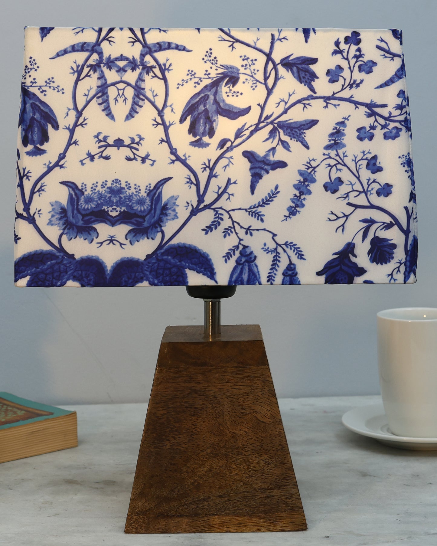 Wood Table Lamp, Modern Base Fabric Lampshade for Home Office Cafe Restaurant, Pyramid, Bird Square