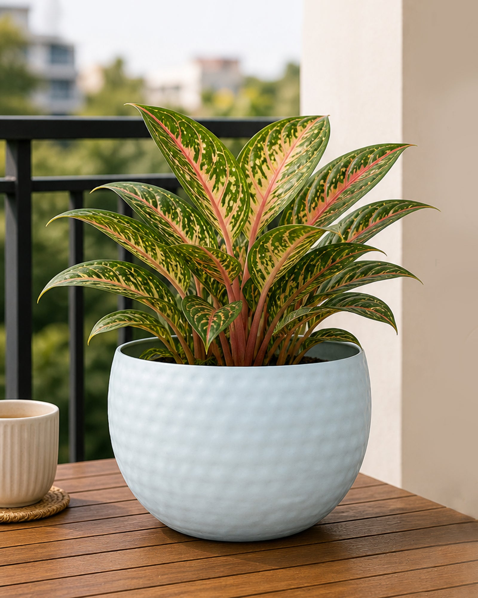 Metal Plant Pot with Hammered Design, Decorative Small Succulent